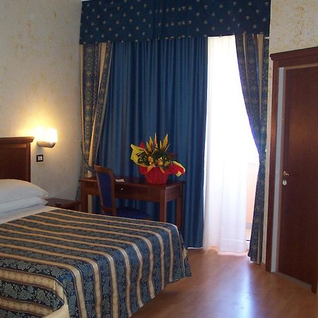 Hotel Alexander Resort 리미니 외부 사진