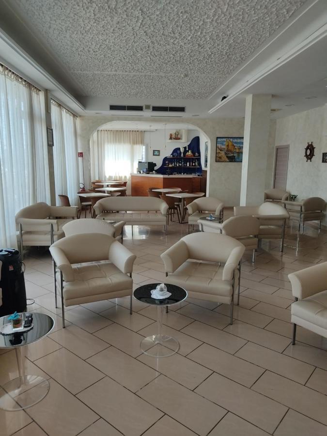 Hotel Alexander Resort 리미니 외부 사진
