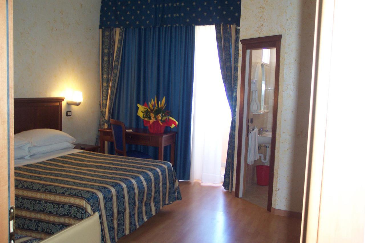 Hotel Alexander Resort 리미니 외부 사진