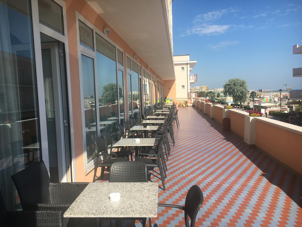 Hotel Alexander Resort 리미니 외부 사진