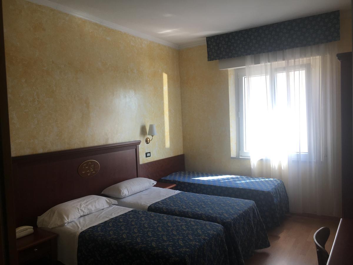 Hotel Alexander Resort 리미니 외부 사진