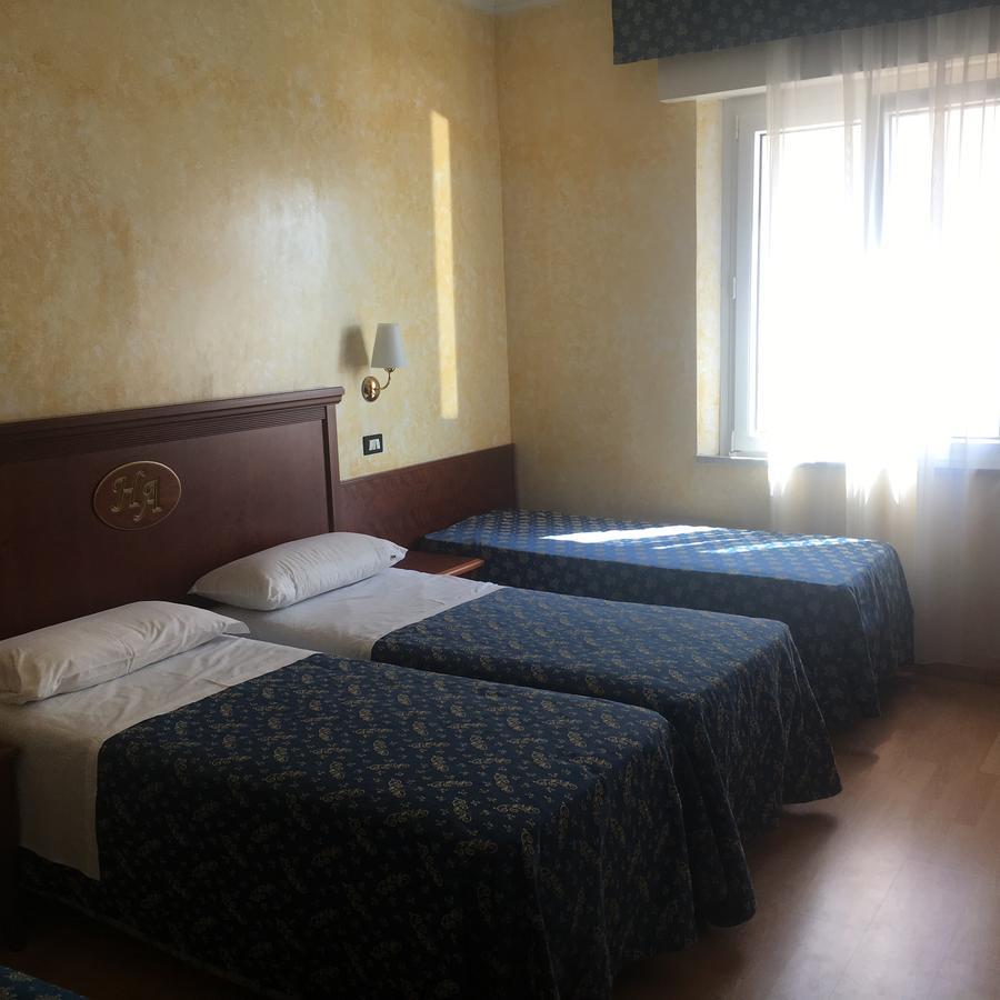 Hotel Alexander Resort 리미니 외부 사진