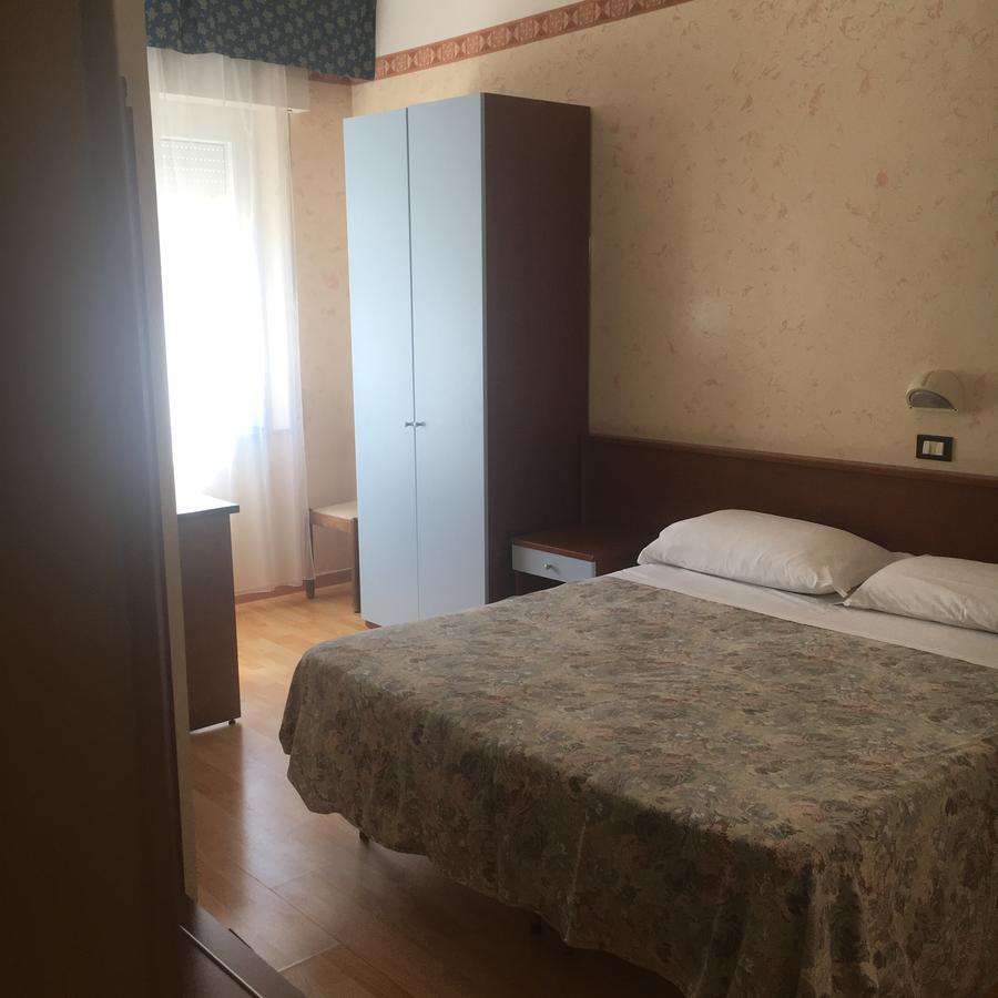 Hotel Alexander Resort 리미니 외부 사진